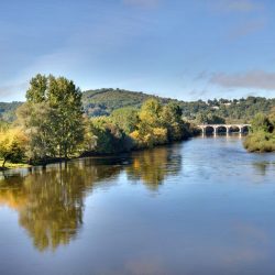 canoes limeuil base canoes dordogne vezere parcours le buisson limeuil